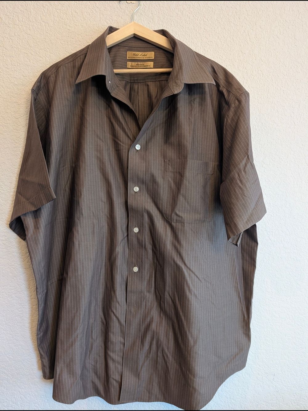 Roundtree & Yorke Brown Pinstripe Short-Sleeve Button-Down Sz XL